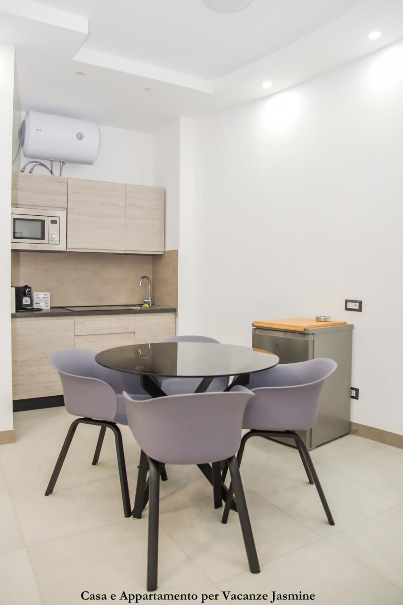 Casa E Appartamento Per Vacanze Jasmine Rome Exterior photo